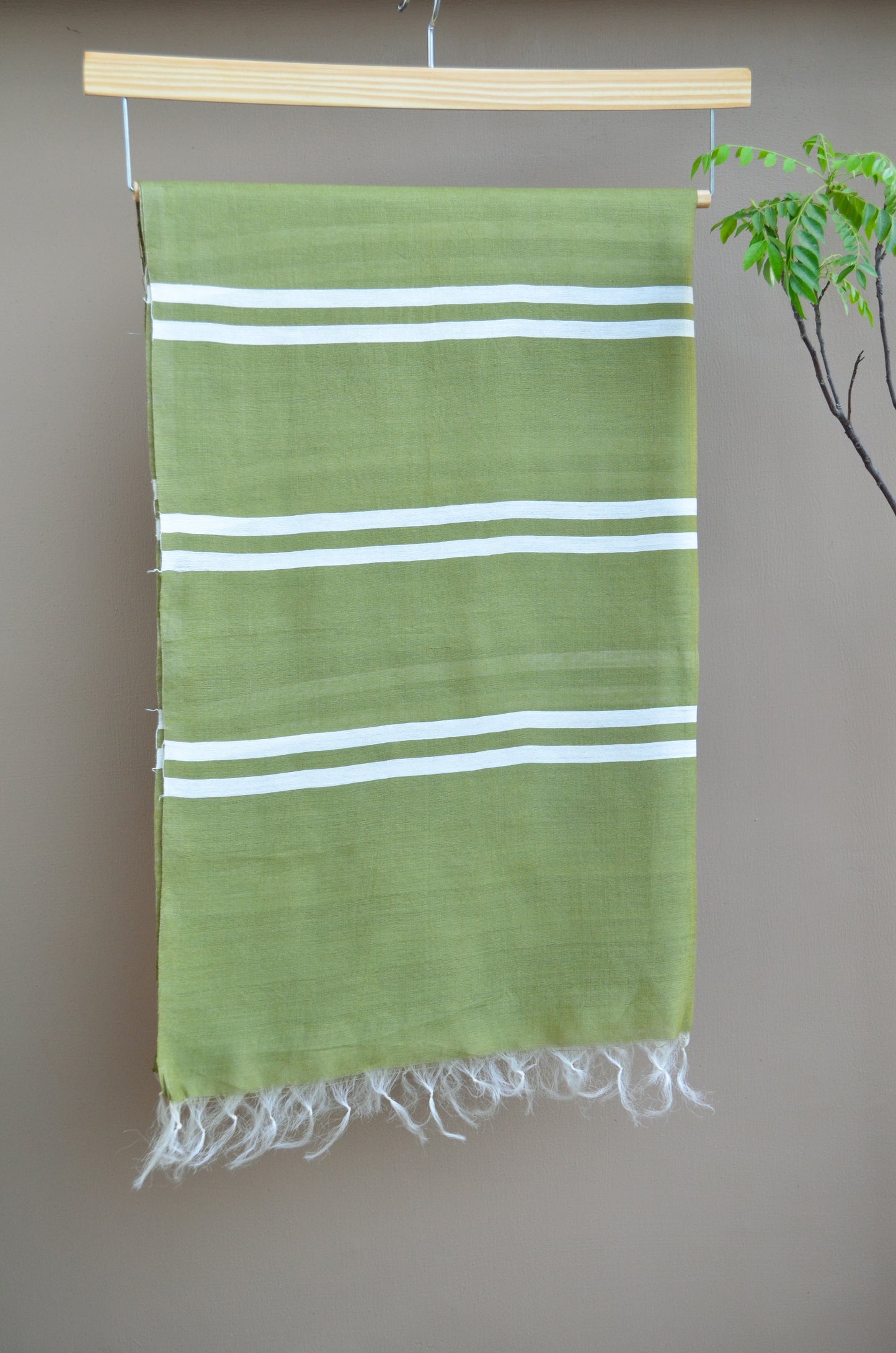 Unisex Olive Green Classic Striped Handwoven Cotton Silk Stole
