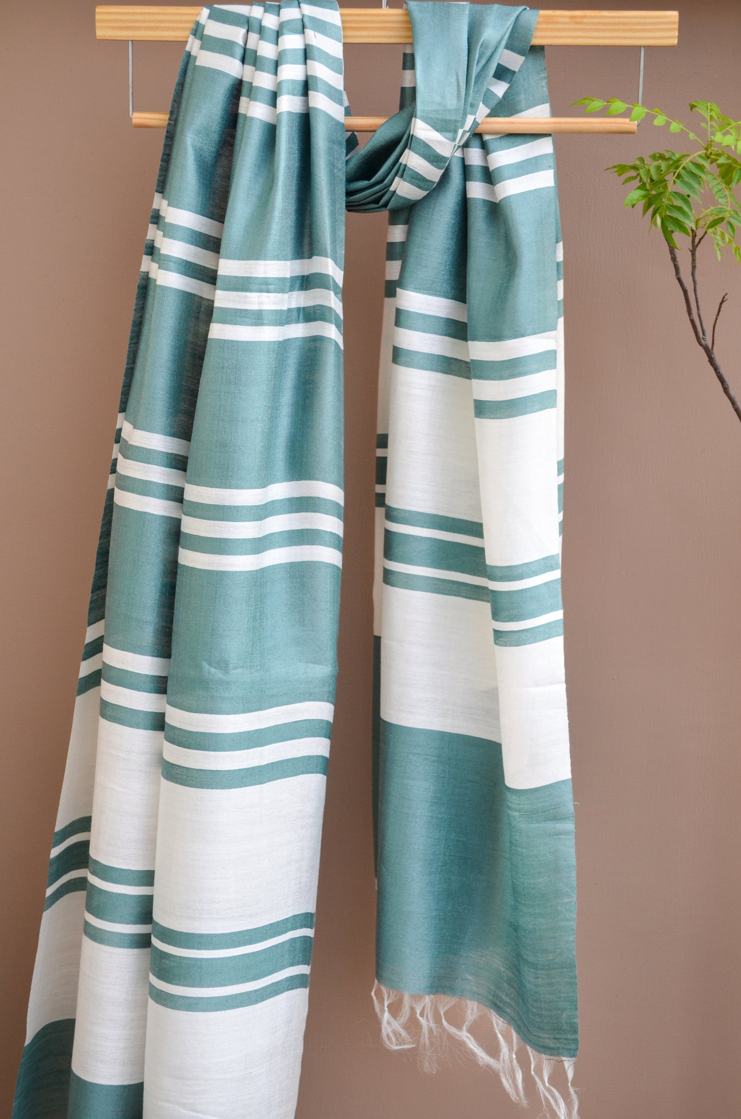 Unisex Mint Green Offbeat Striped Handwoven Cotton Silk Stole