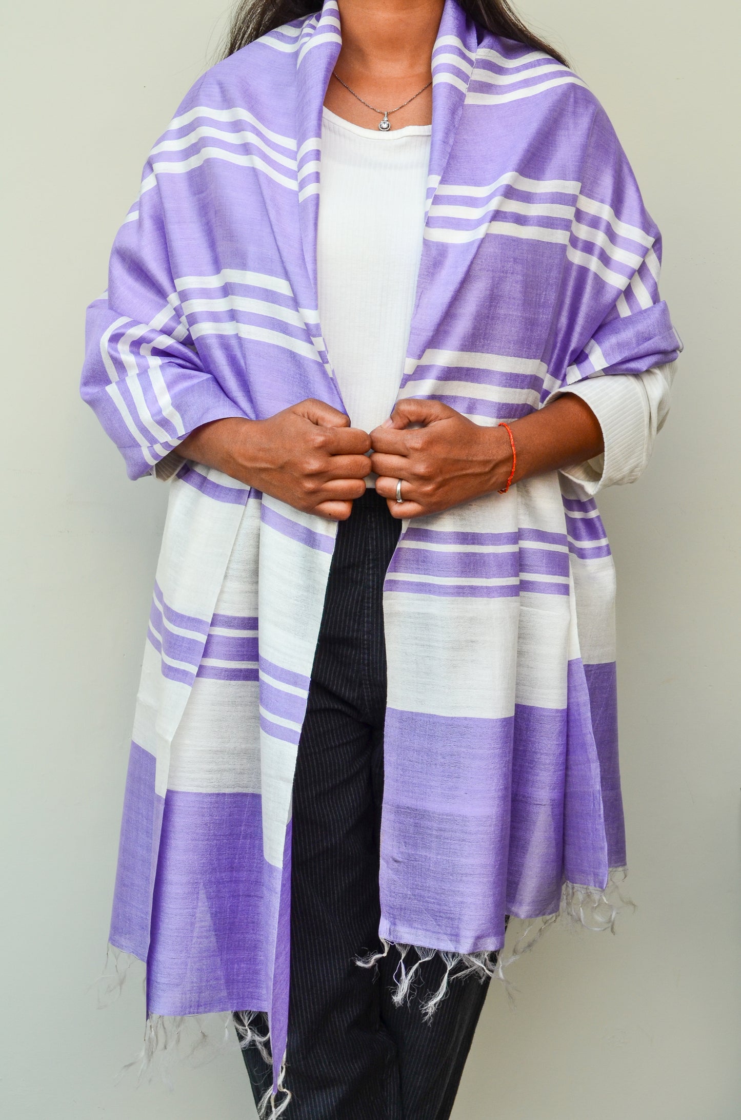 Unisex Lilac Offbeat Striped Handwoven Cotton Silk Stole