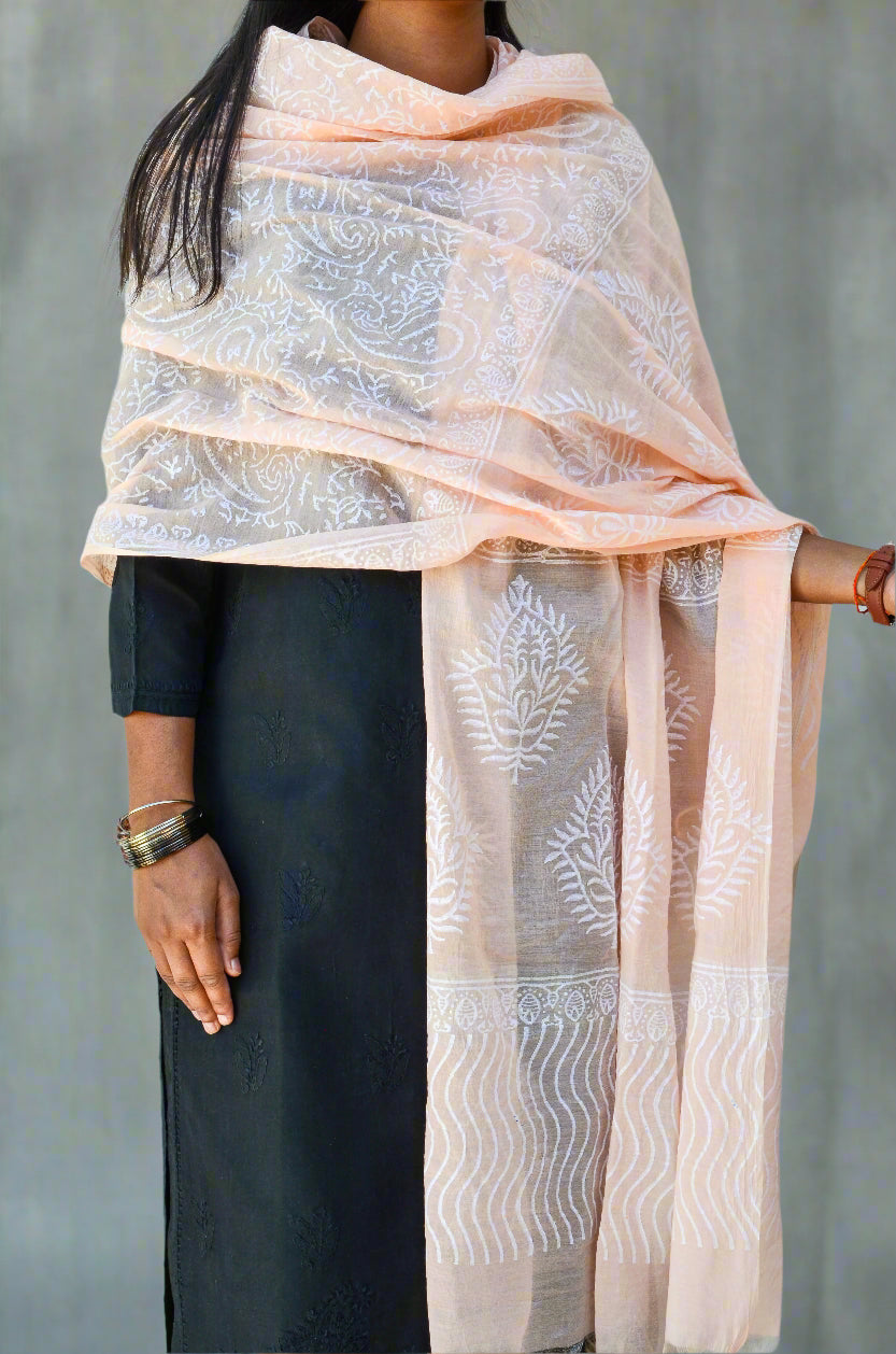 Elegant khari print Chanderi silk dupatta in light peach, perfect for enhancing ethnic outfits