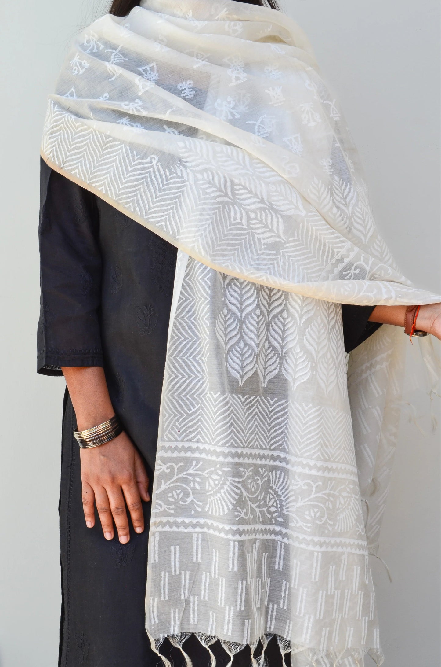 Elegant khari print chanderi silk dupatta with intricate patterns, perfect for festive occasions.