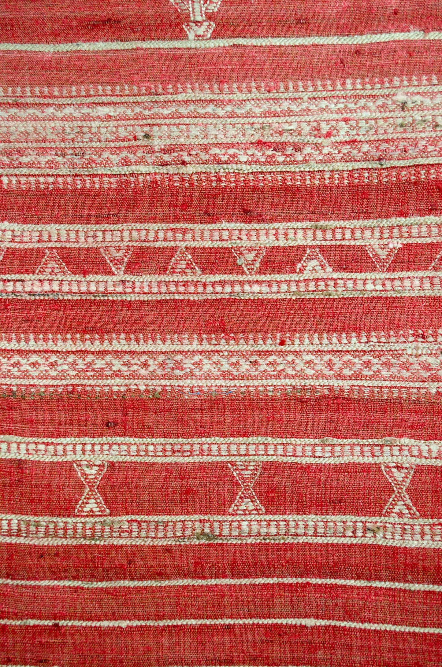 Handcrafted Merino wool Tasar silk stole with intricate red and white patterns