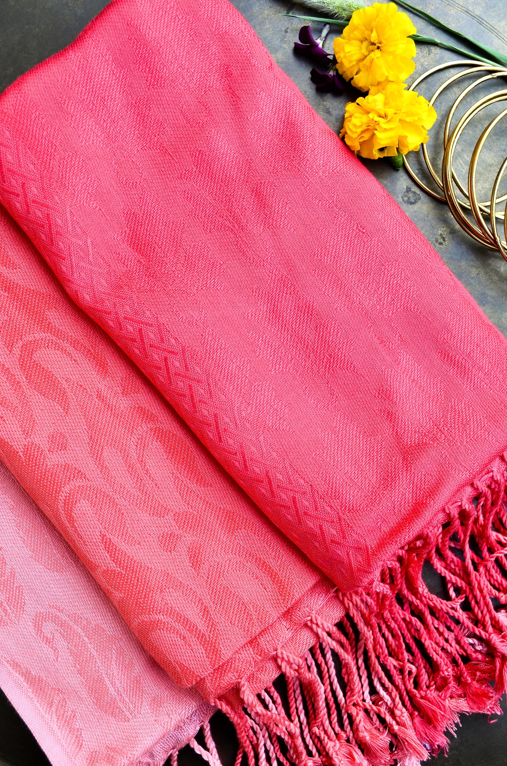 Pinaachi red gradient jacquard stole featuring elegant fringed edges and a soft texture