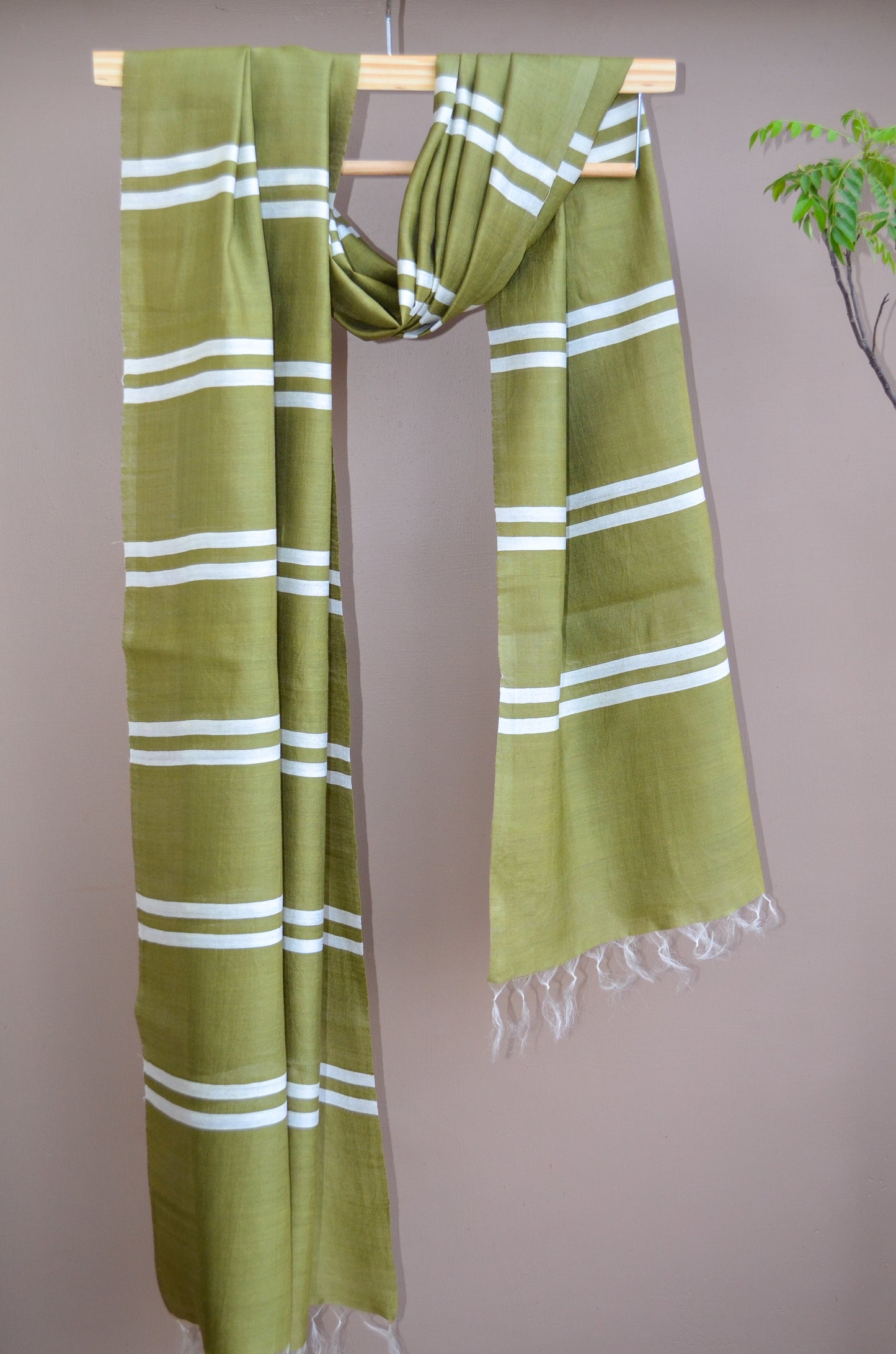 Unisex Olive Green Classic Striped Handwoven Cotton Silk Stole