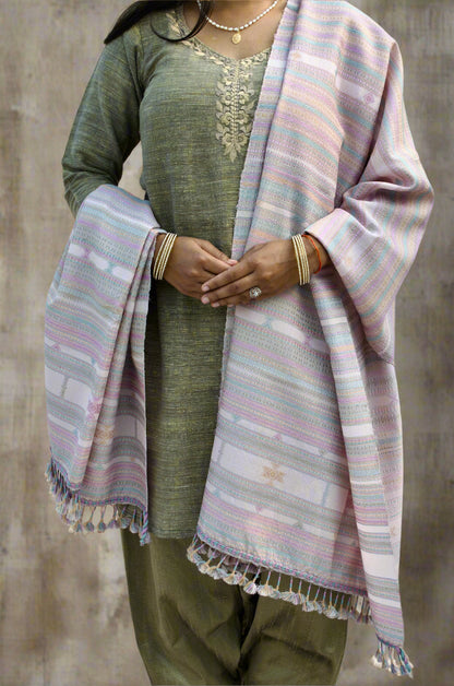 Kutchhi Traditional Shawl – Handwoven in Pure Merino Wool & Silk 01