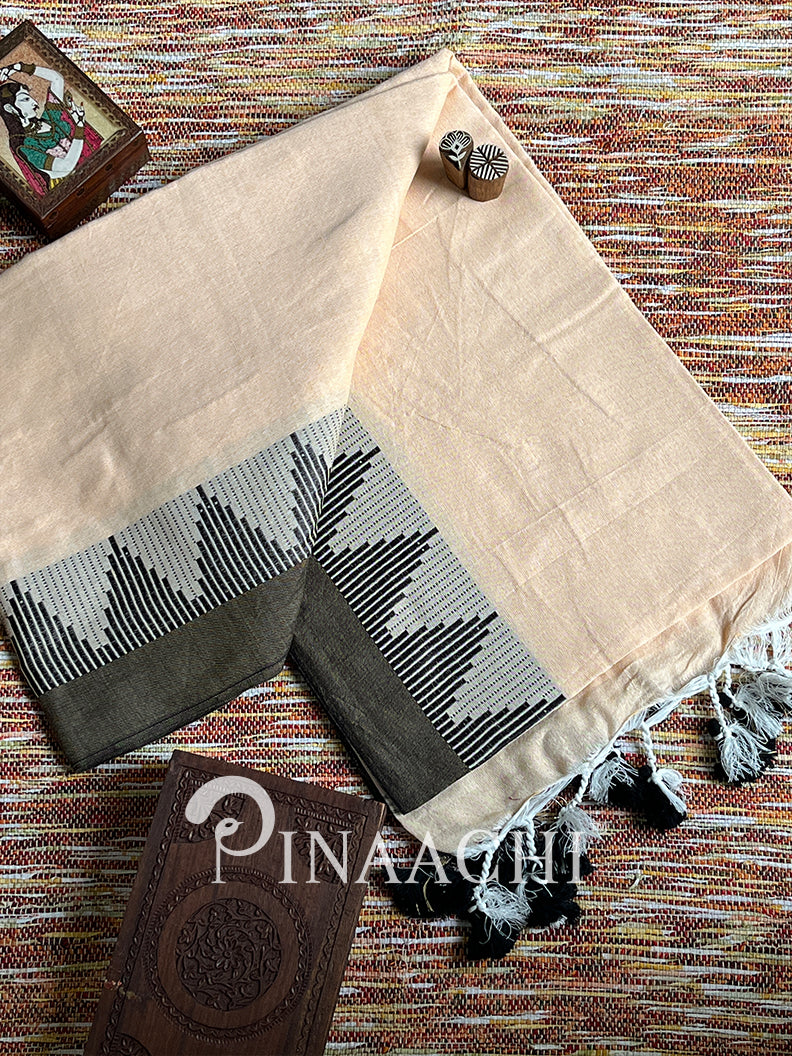 Pinaachi handspun ivory cream cotton saree with beautiful geometric patterns and delicate tassels